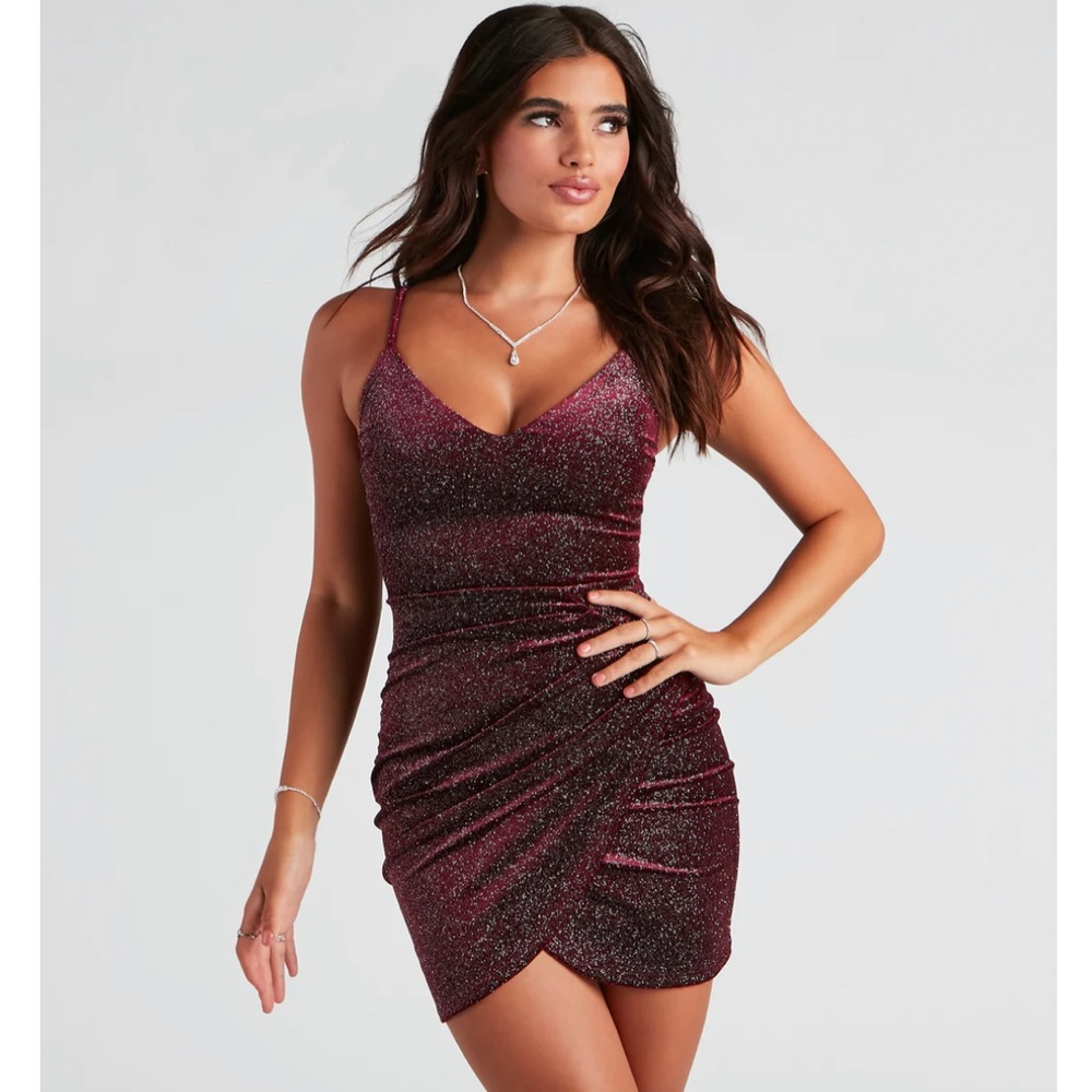 Windsor NEW W/Tags Sparkle In Your Eyes Glitter Dress Royal Silver - Iridescent